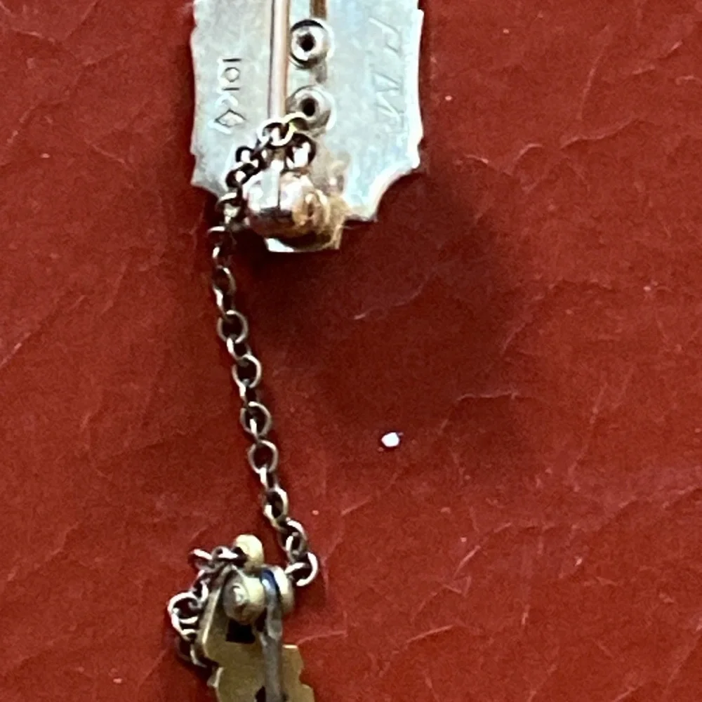1947 antique vintage 10k Beta Kappa Phi fraternity pin set